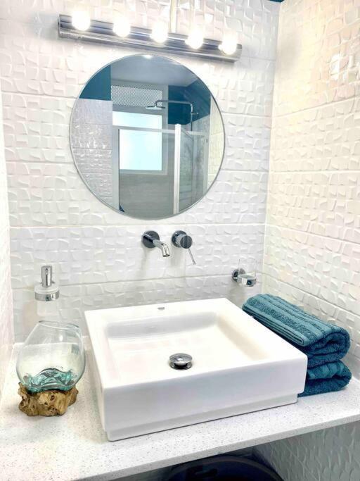 Super Appartement Refait A Neuf. Vue A Couper Le Souffle Le Gosier  Eksteriør billede