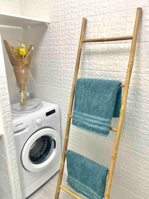 Super Appartement Refait A Neuf. Vue A Couper Le Souffle Le Gosier  Eksteriør billede